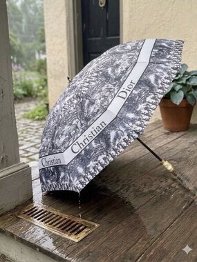 Christian Dior NIB Toile de Jouy 
& Oblique Print Compact Tote Umbrella 
Blk/Crm